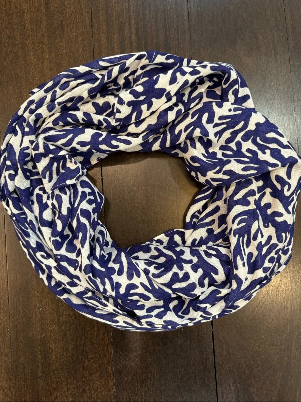 Lilly Pulitzer Blue & White Coral-Print Infinity Scarf